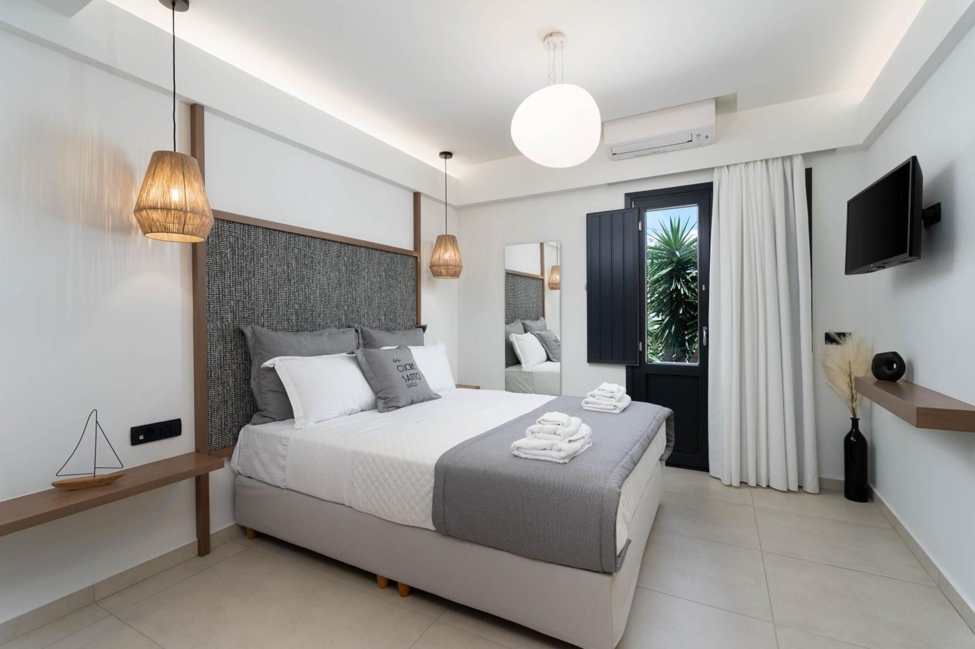 Cuore Santo Suites 산토리니 객실 사진