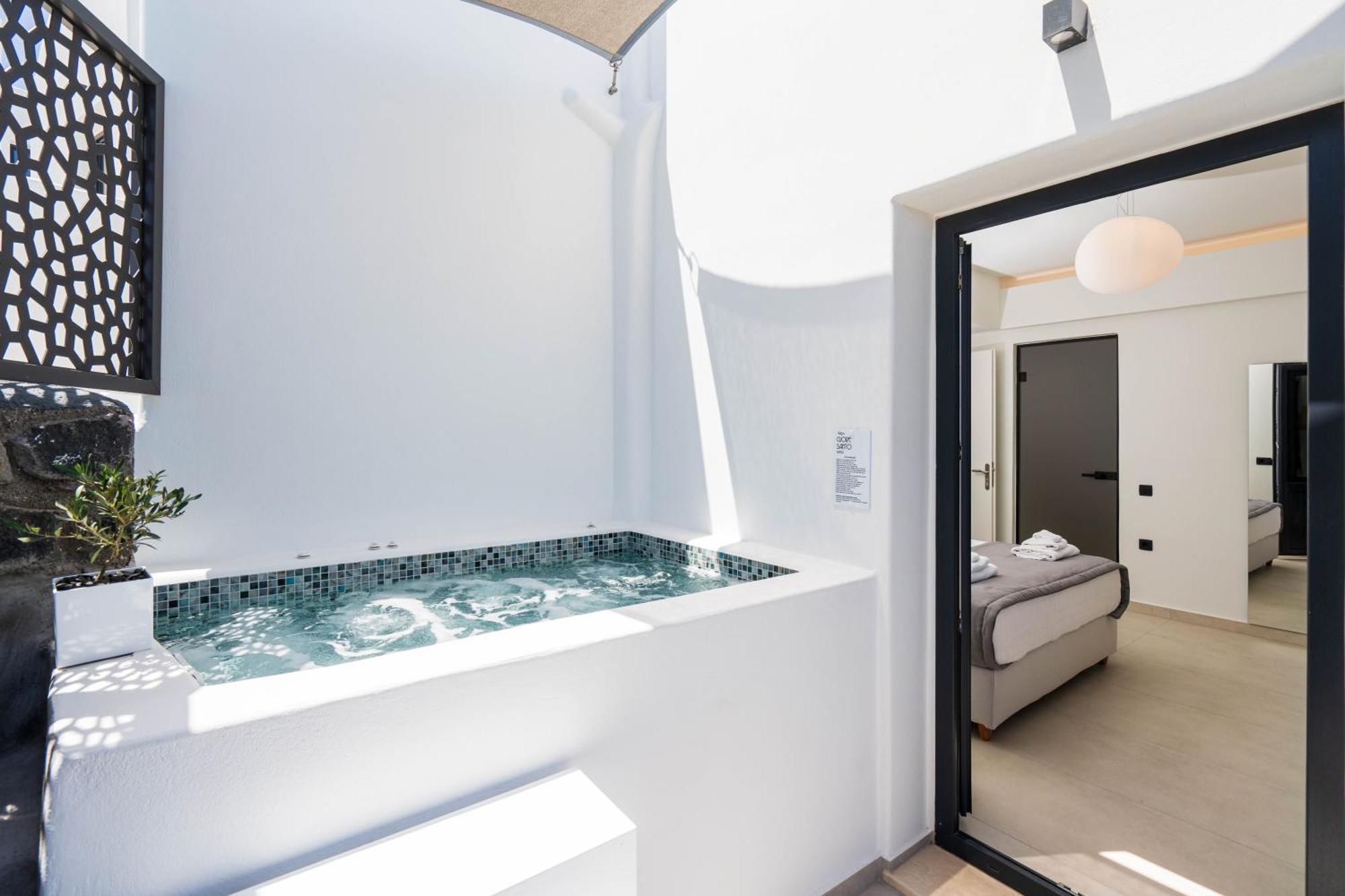 Cuore Santo Suites 산토리니 외부 사진