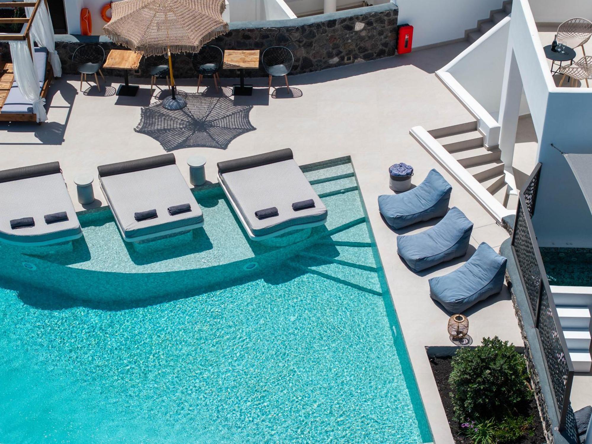 Cuore Santo Suites 산토리니 외부 사진